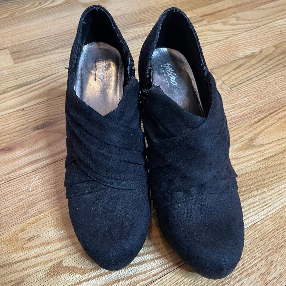 Mossimo black faux suede high heel ankle booties size 6
